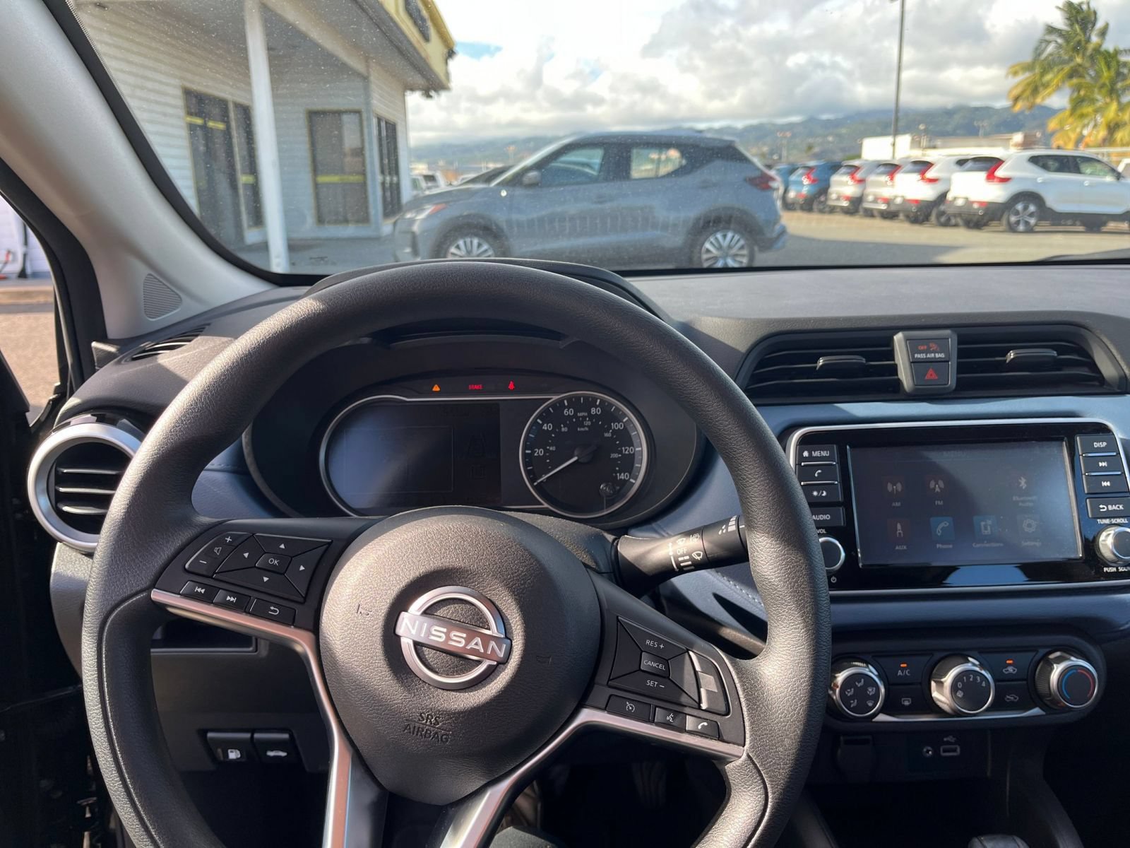 Used 2025 Nissan Versa SV FWD image 32