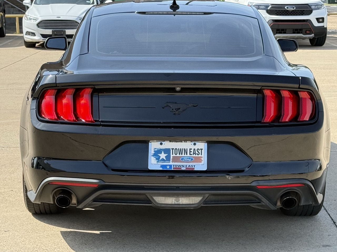 Used 2022 Ford Mustang Coupe w/ Equipment Group 101A RWD image 6