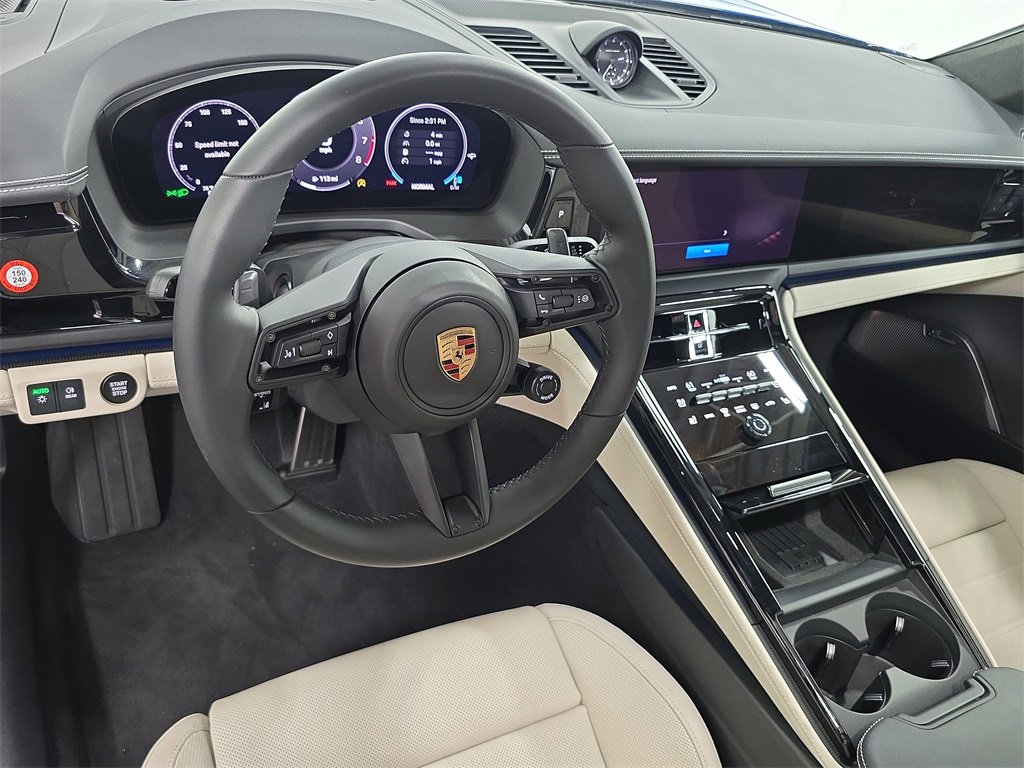 Certified 2025 Porsche Panamera GTS image 4