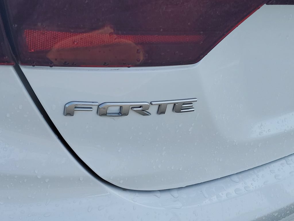 Used 2023 Kia Forte LXS FWD image 27