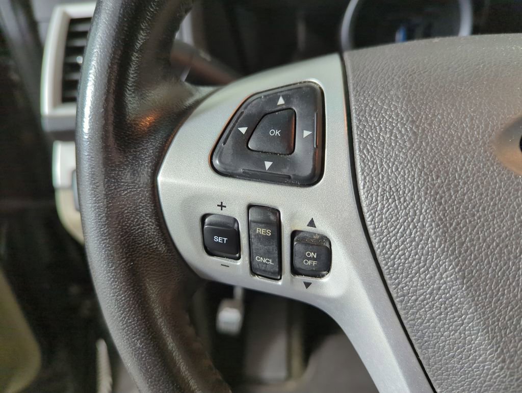 Used 2014 Ford Explorer XLT w/ Equipment Group 202A image 27