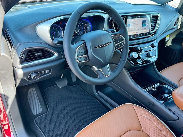 New 2026 Chrysler Pacifica Pinnacle w/ Trailer Tow Group image 6