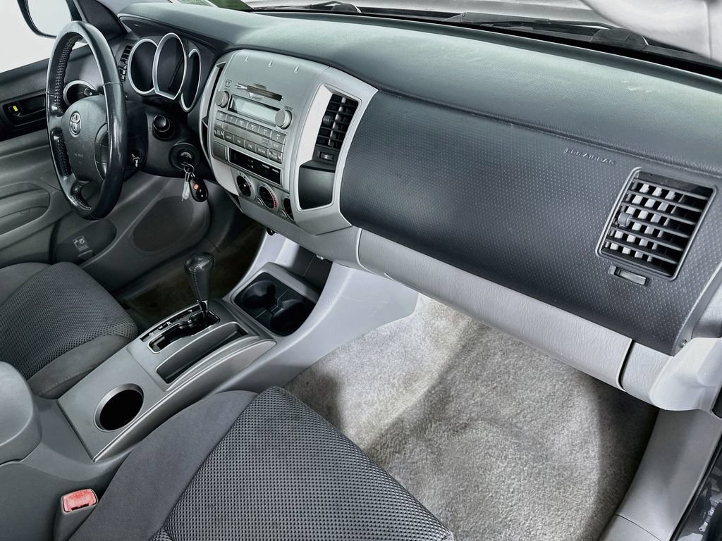 Used 2011 Toyota Tacoma PreRunner w/ TRD Sport Pkg RWD image 26