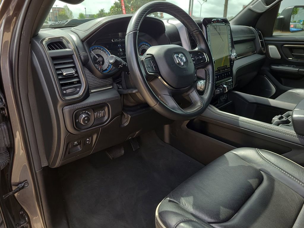 Used 2021 RAM 1500 Limited w/ Night Edition image 17