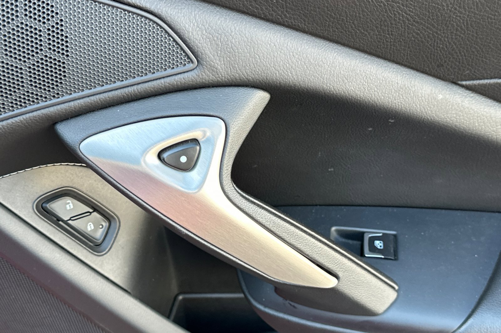 Used 2019 Chevrolet Corvette Grand Sport w/ Carbon Flash Badge Package image 21