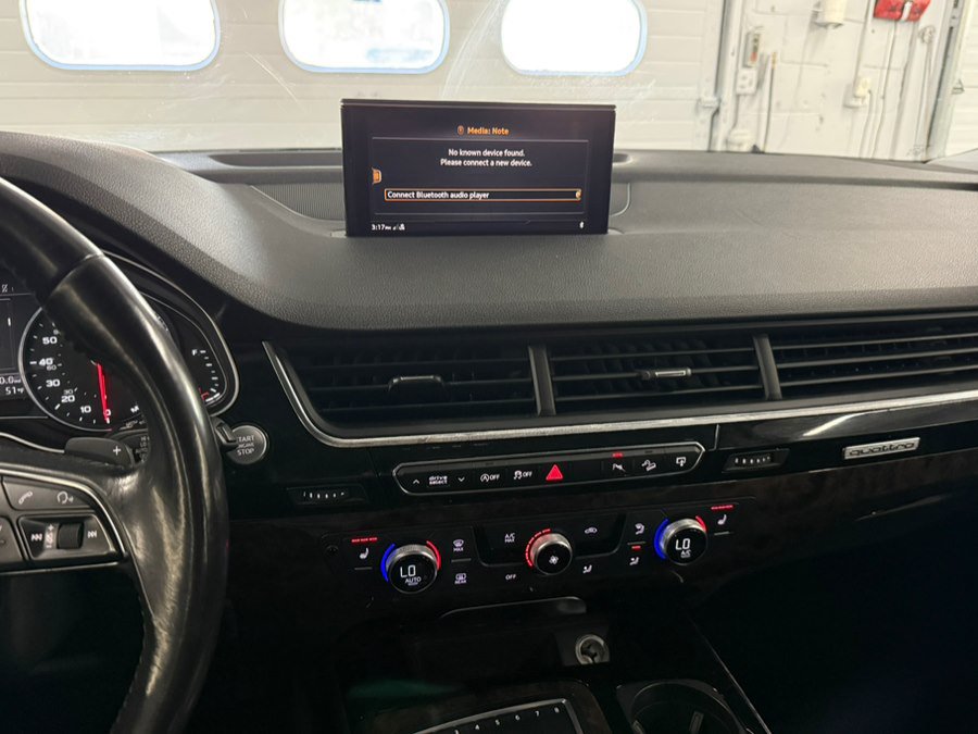 Used 2017 Audi Q7 3.0T Premium AWD/4WD image 17