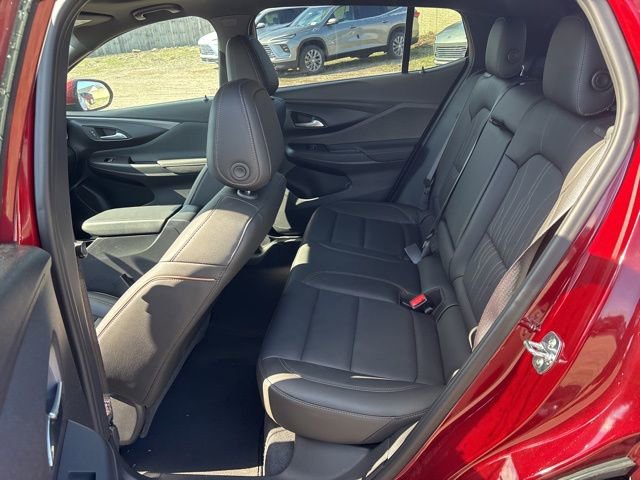 Used 2025 Buick Envista Avenir image 15