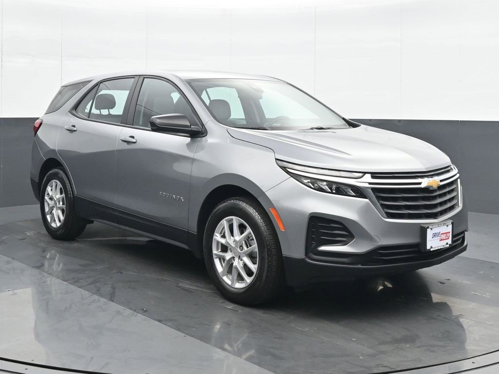 Used 2024 Chevrolet Equinox LS image 9