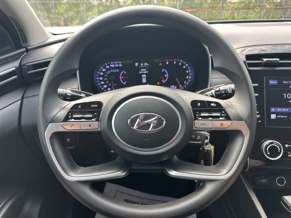 Used 2023 Hyundai Tucson SE AWD/4WD image 9