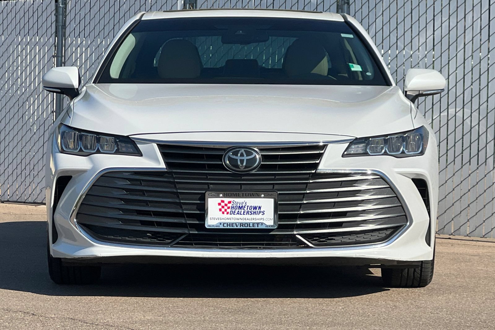 Used 2019 Toyota Avalon XLE w/ Moonroof Package FWD image 6