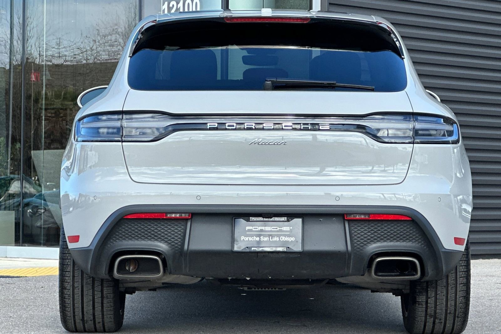 Used 2025 Porsche Macan image 7