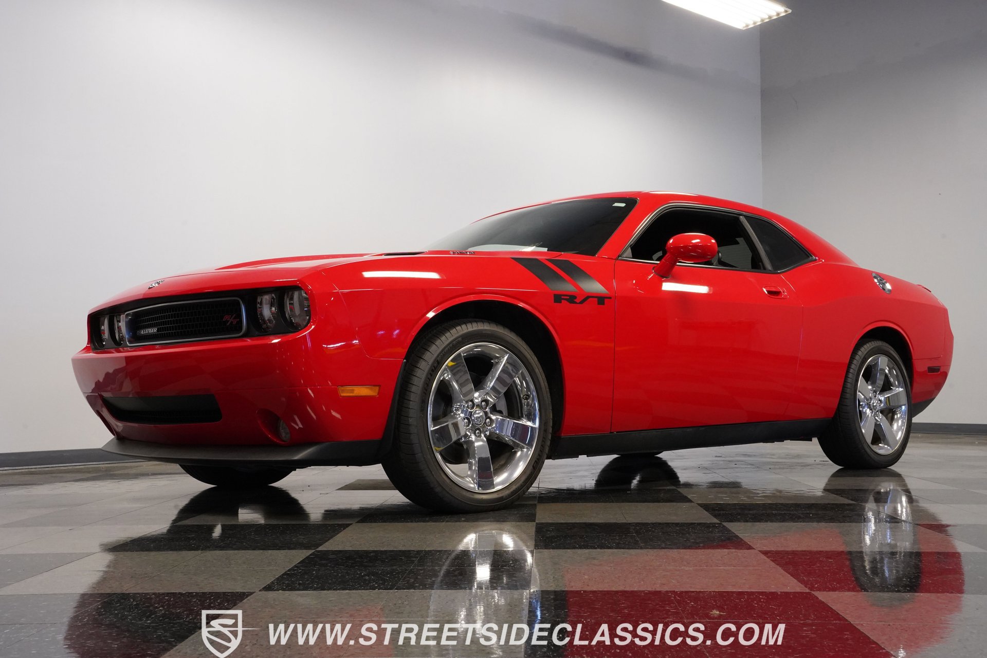 Used 2009 Dodge Challenger R/T image 21