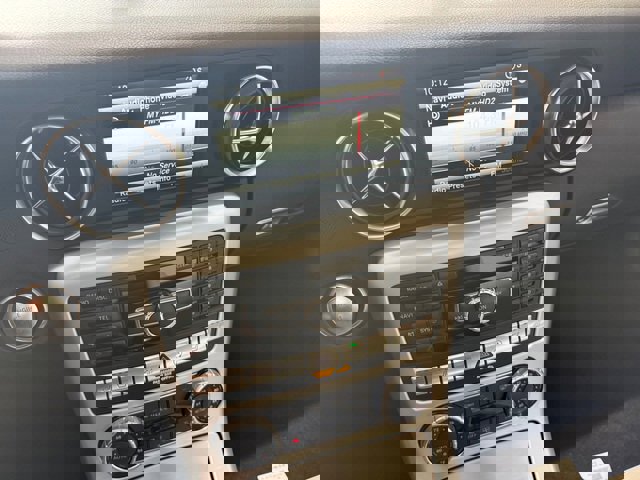 Used 2016 Mercedes-Benz SLK 300 image 9