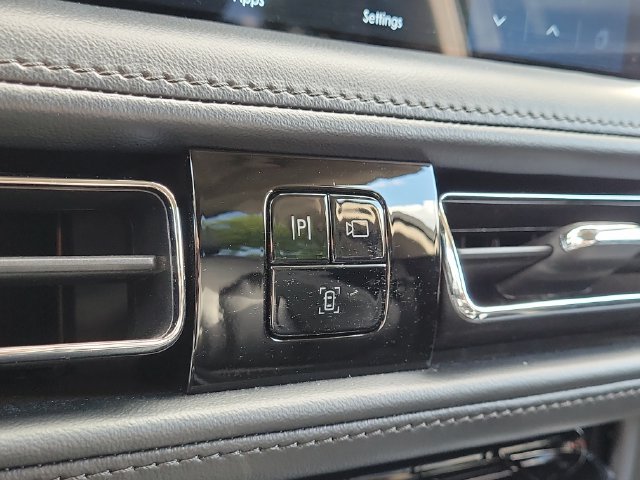 Certified 2023 Lincoln Nautilus AWD image 23