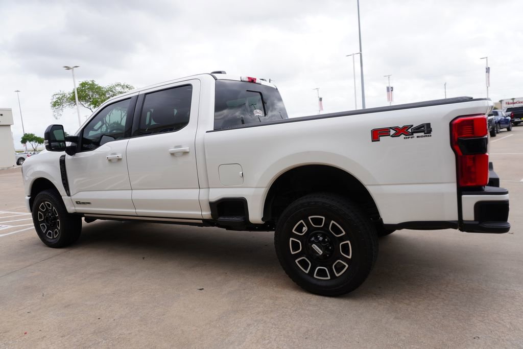 Used 2025 Ford F250 Platinum image 4