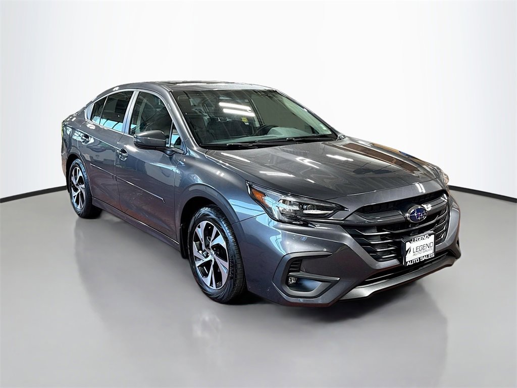 Used 2025 Subaru Legacy Premium image 3