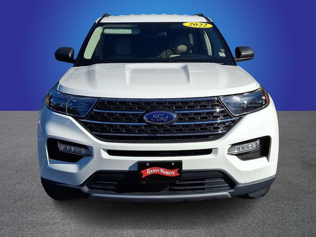 Used 2022 Ford Explorer XLT w/ Equipment Group 202A AWD/4WD image 2