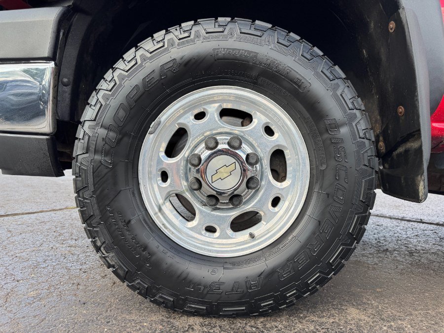 Used 2006 Chevrolet Silverado 2500 LT AWD/4WD image 13
