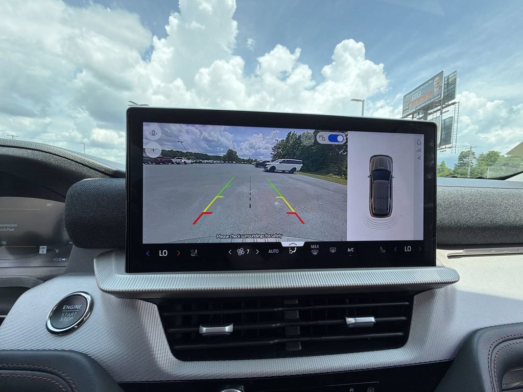 Used 2025 Ford Explorer Active w/ Active Comfort Package AWD/4WD image 25