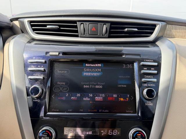 Used 2022 Nissan Murano SL w/ SL Moonroof Package image 16