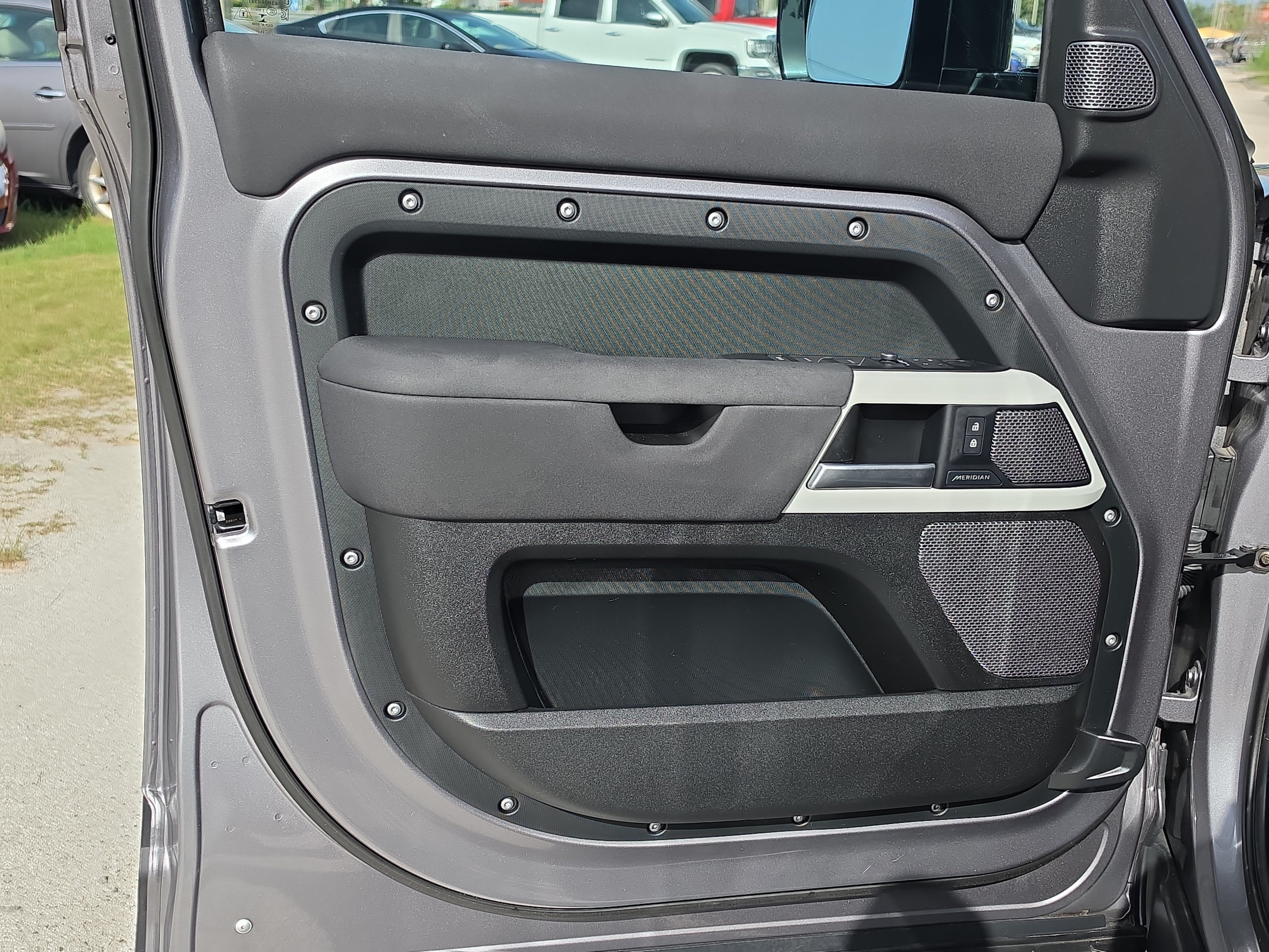 Used 2022 Land Rover Defender 110 S AWD/4WD image 18