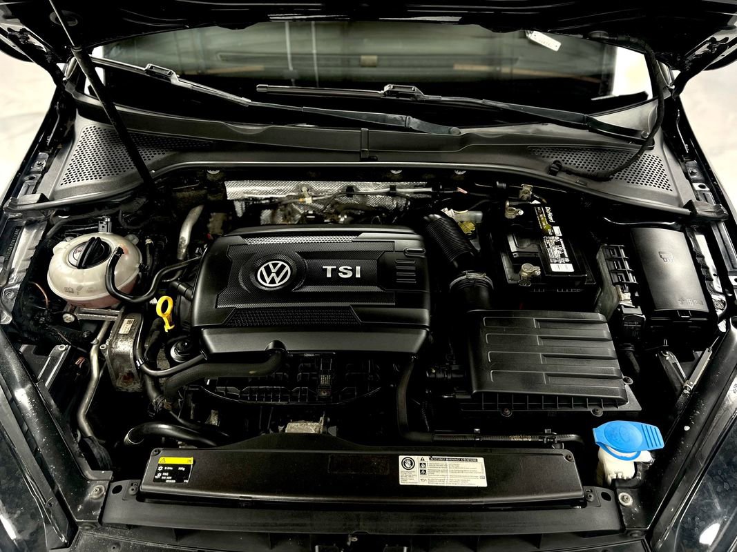 Used 2015 Volkswagen GTI Autobahn w/ Lighting Package (SEL) image 37