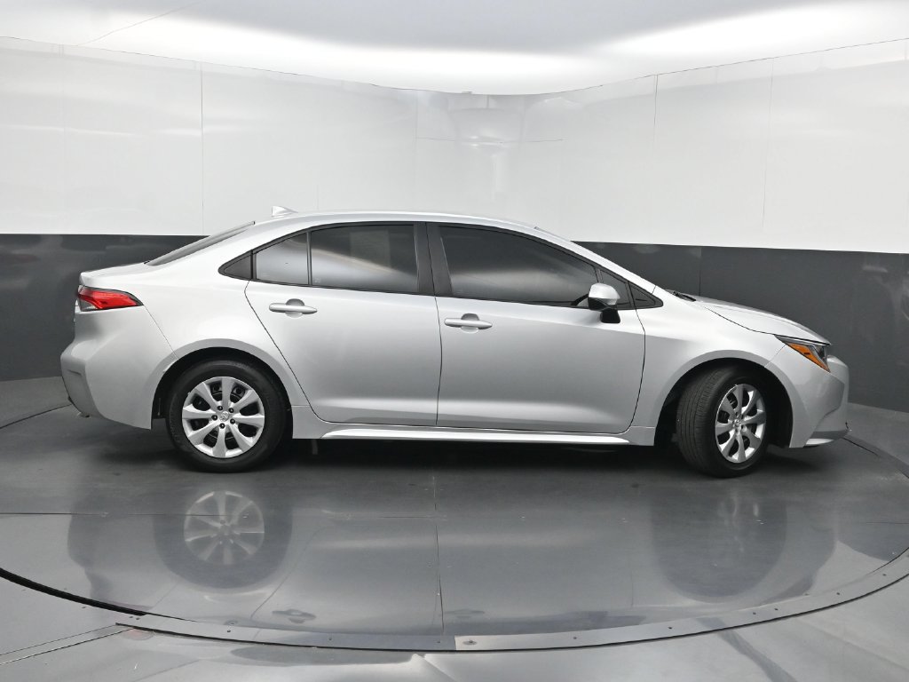 Used 2024 Toyota Corolla LE FWD image 41