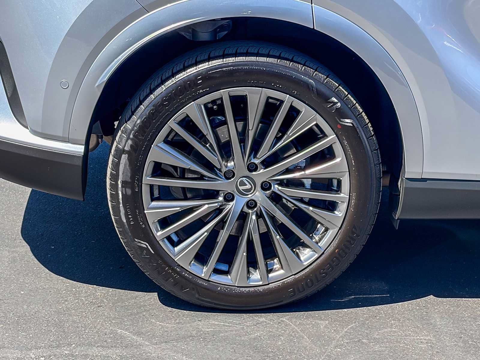Used 2025 Lexus RX 450h AWD w/ Convenience Package image 10
