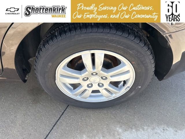 Used 2016 Chevrolet Sonic LT image 12