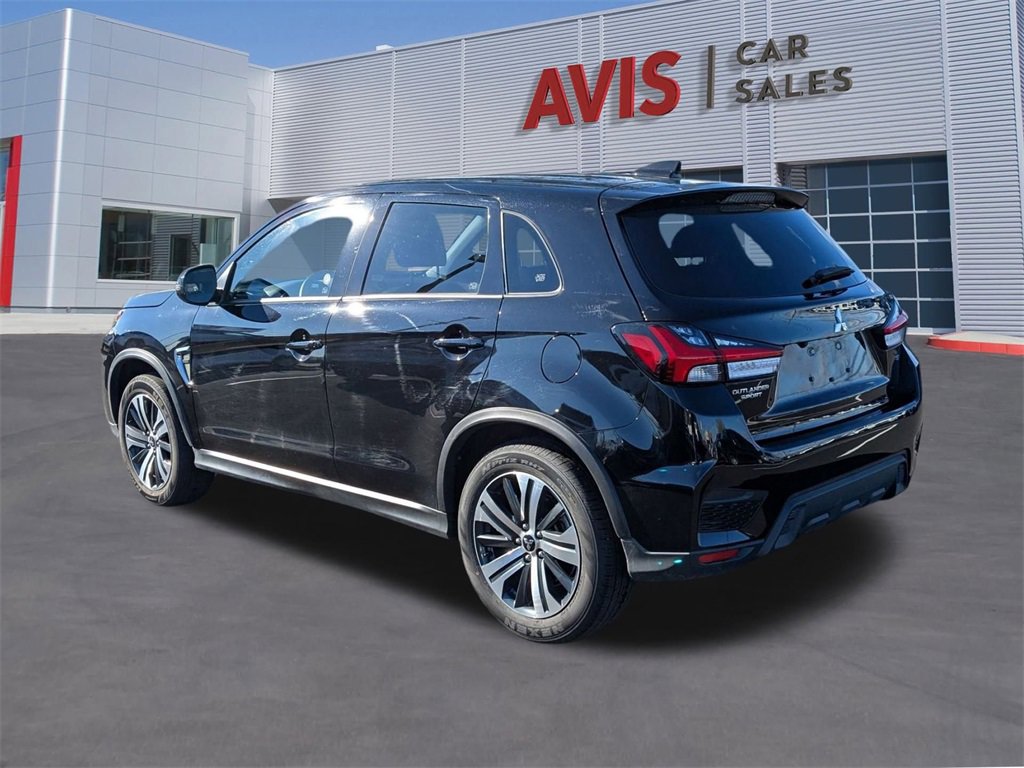 Used 2025 Mitsubishi Outlander Sport SE image 3