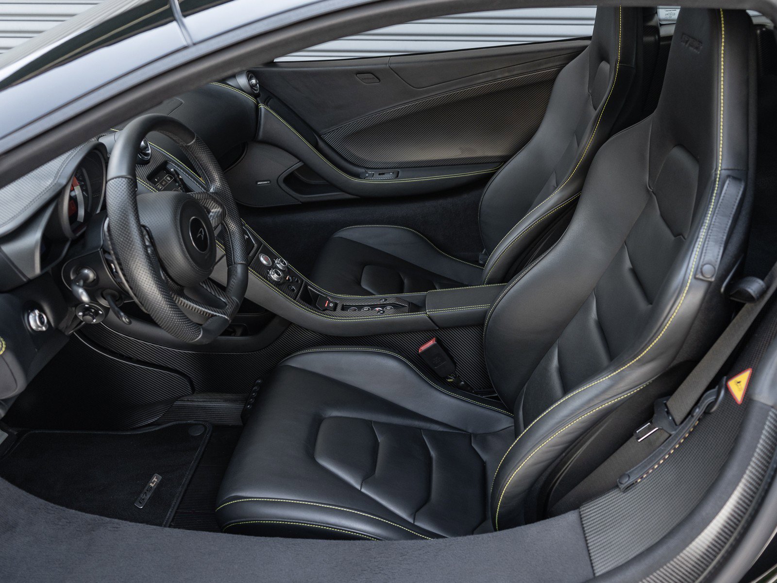 Used 2016 McLaren 675LT Coupe image 15