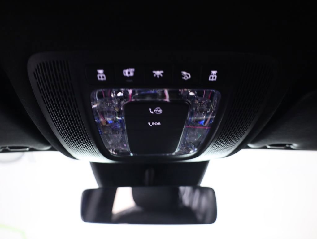 Certified 2025 Mercedes-Benz GLB 250 4MATIC image 34