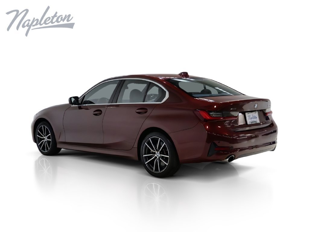 Used 2022 BMW 330i xDrive Sedan w/ Premium Package AWD/4WD image 5