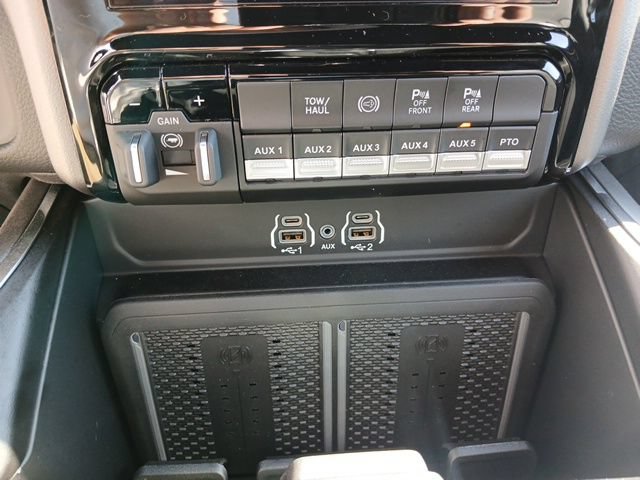 New 2027 RAM 5500 4x4 Crew Cab w/ Laramie Trim Package image 42