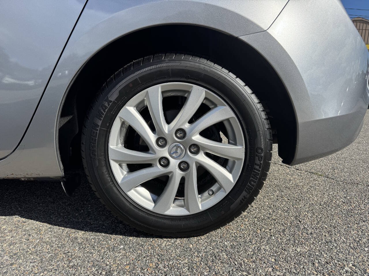 Used 2012 MAZDA MAZDA3 i Touring FWD image 6