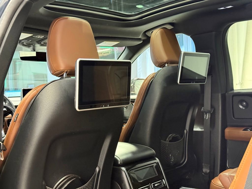 Used 2022 Lincoln Aviator Grand Touring w/ Equipment Group 301A image 31
