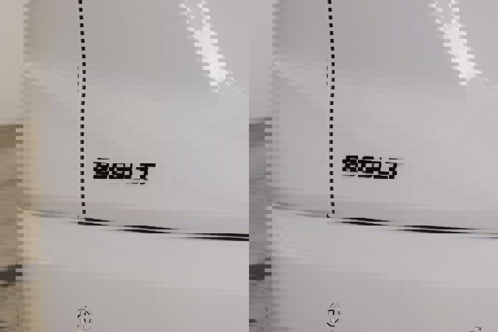 New 2027 Chevrolet Bolt RS image 24