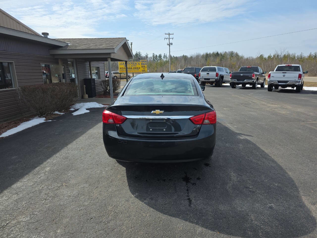 Used 2015 Chevrolet Impala LT w/ Convenience Package FWD image 7