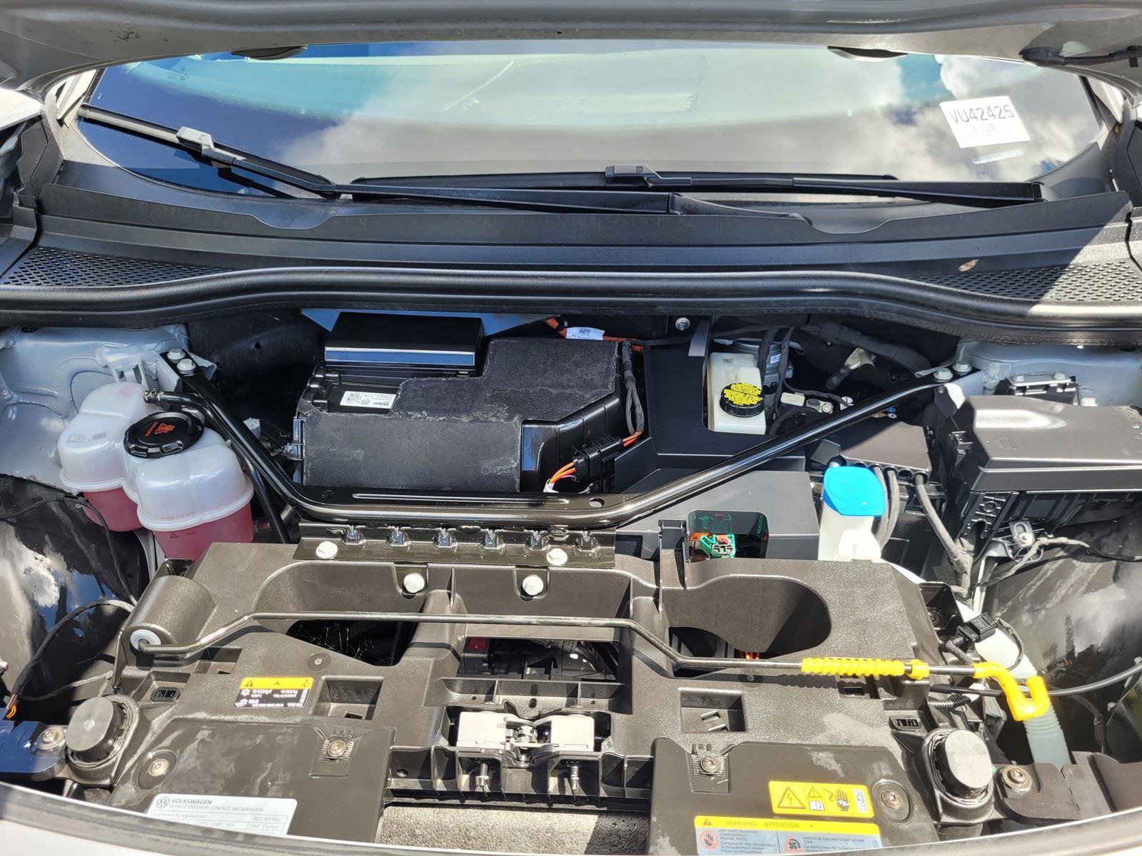 Certified 2022 Volkswagen ID.4 Pro AWD/4WD image 36