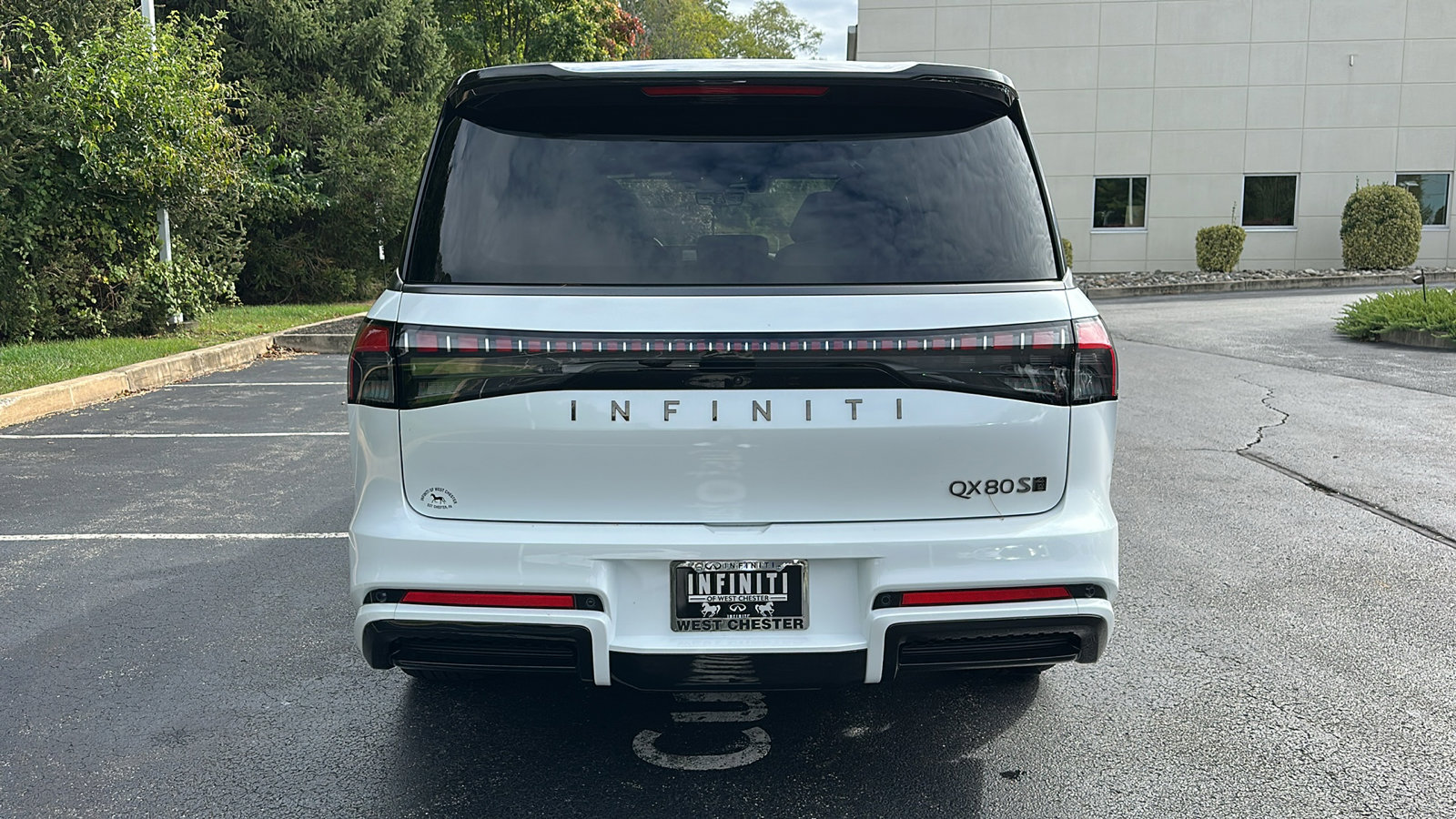 New 2026 INFINITI QX80 4WD image 4