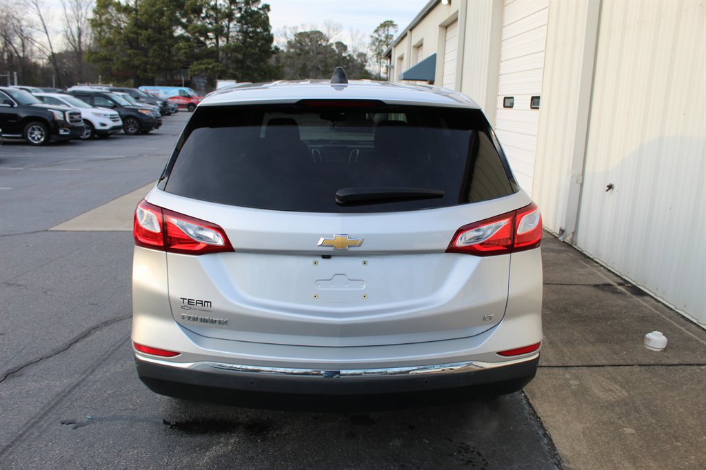 Used 2020 Chevrolet Equinox LT FWD image 14