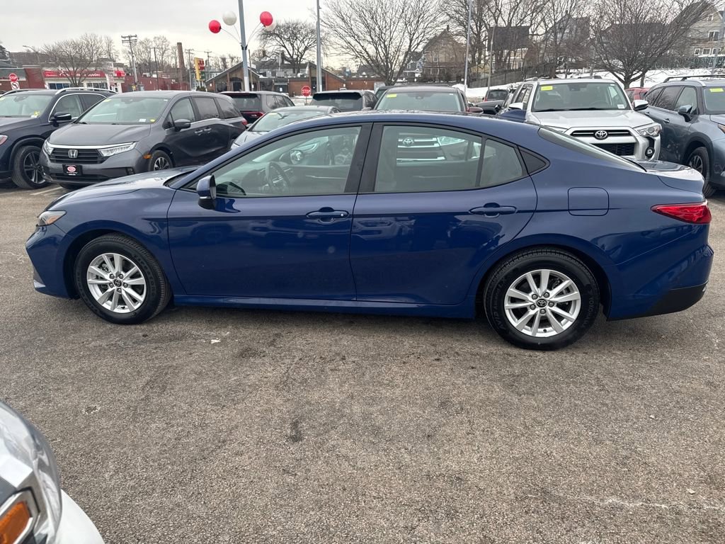 Used 2025 Toyota Camry XSE image 4