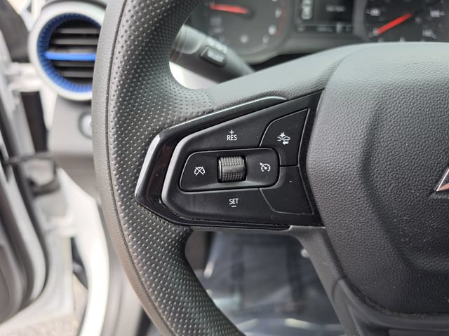 Used 2025 Chevrolet Trax LS w/ LS Convenience Package FWD image 29