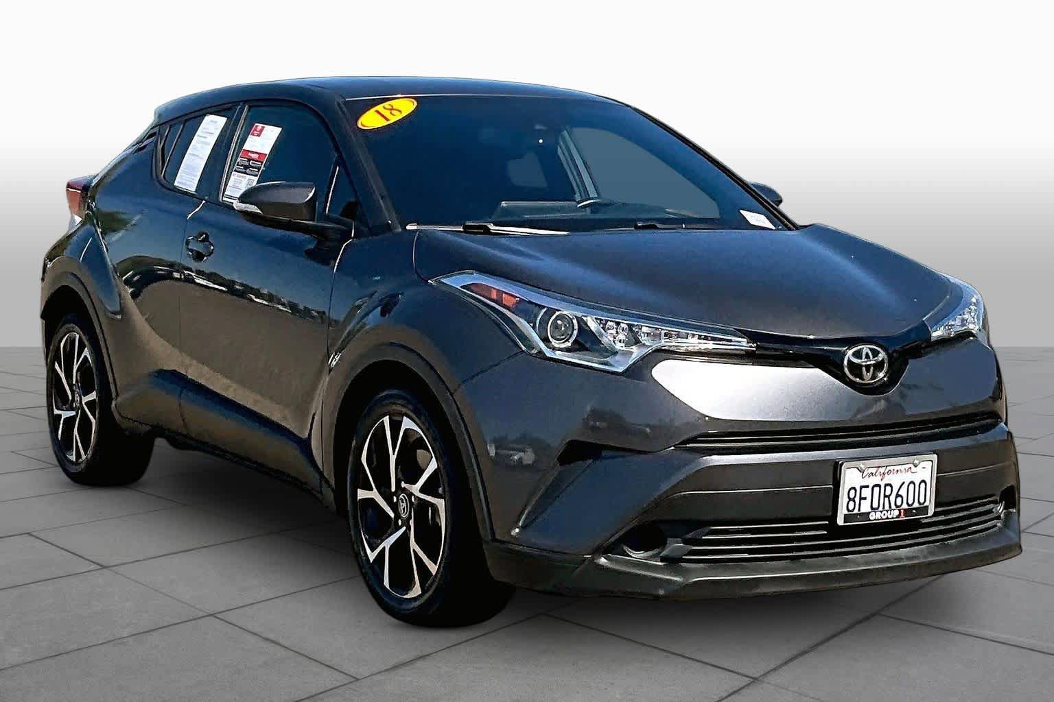 Used 2018 Toyota C-HR XLE FWD image 2