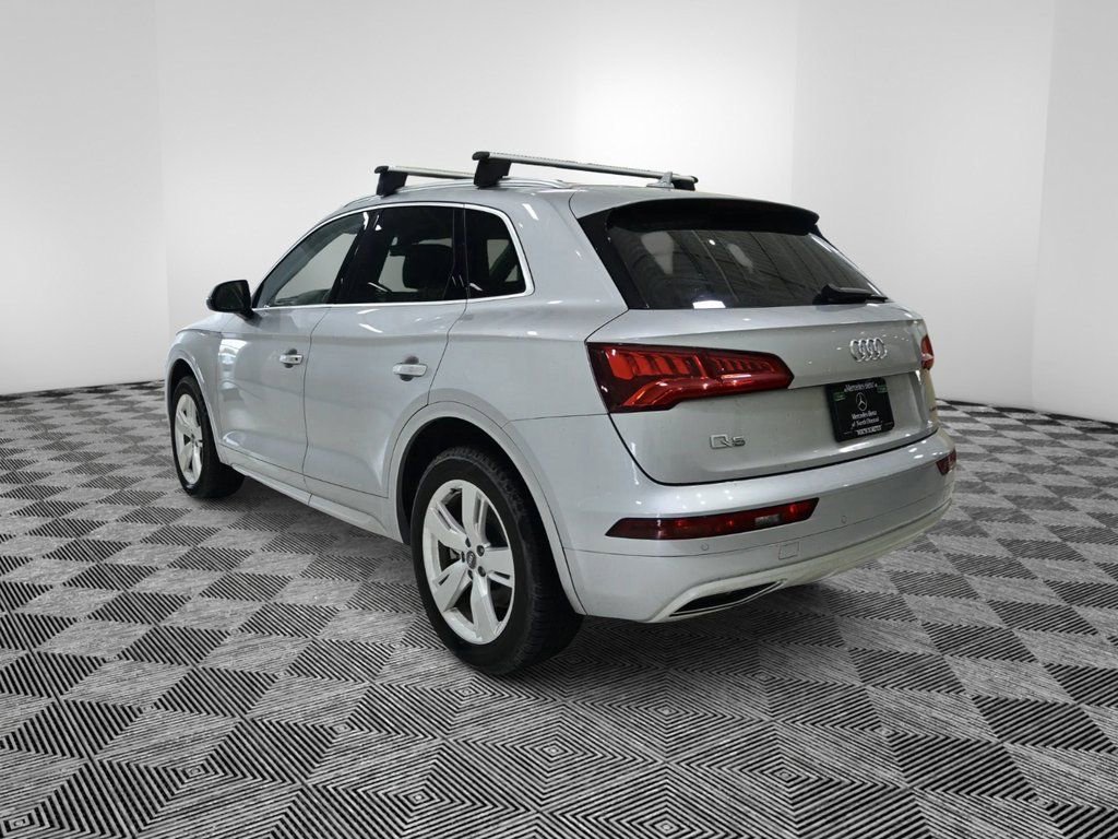 Used 2019 Audi Q5 2.0T Premium Plus w/ Premium Plus Package image 3