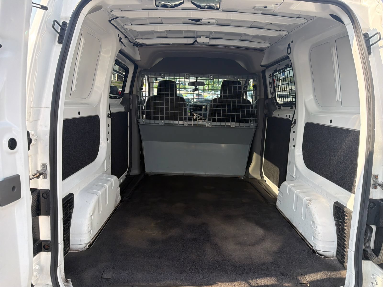 Used 2021 Nissan NV200 SV w/ Sliding Door Glass Package FWD image 23