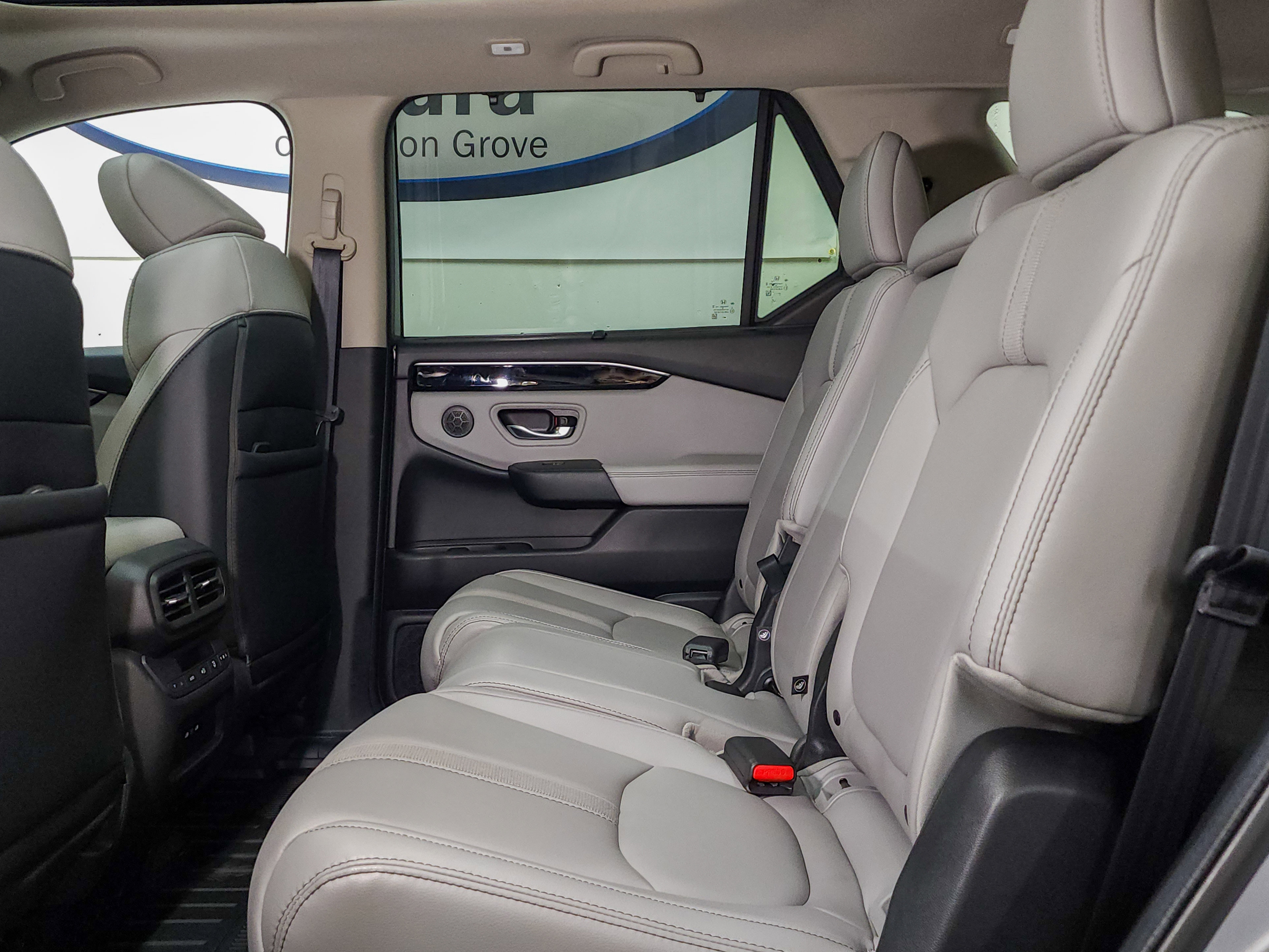 Used 2024 Honda Pilot Touring image 50