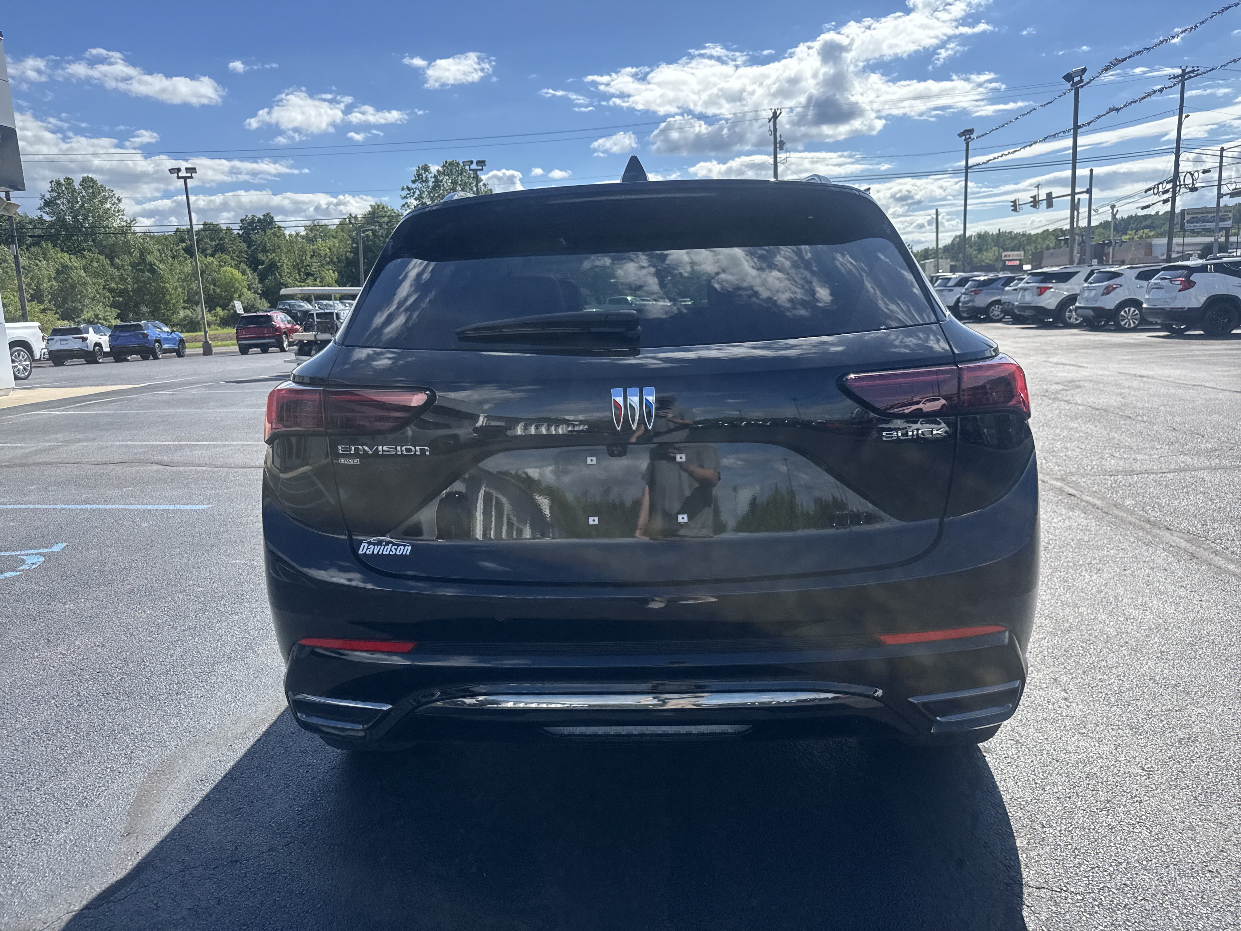 Used 2025 Buick Envision Sport Touring AWD/4WD video 4