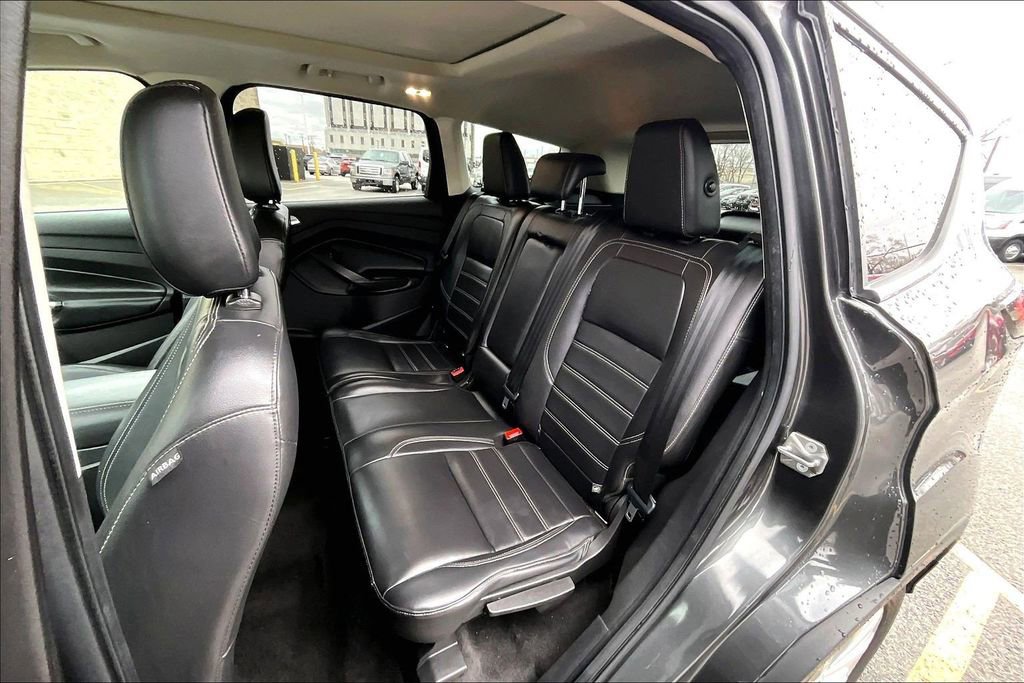 Used 2019 Ford Escape SEL image 25