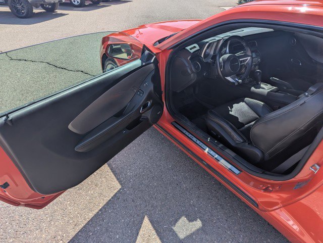 Used 2010 Chevrolet Camaro SS w/ RS Package RWD image 8
